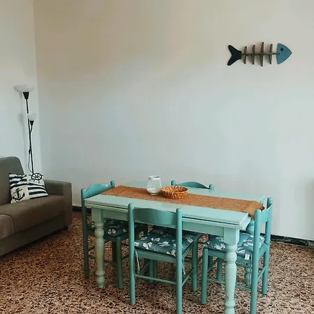 בית נופש Luminoso Sud Sardegna *